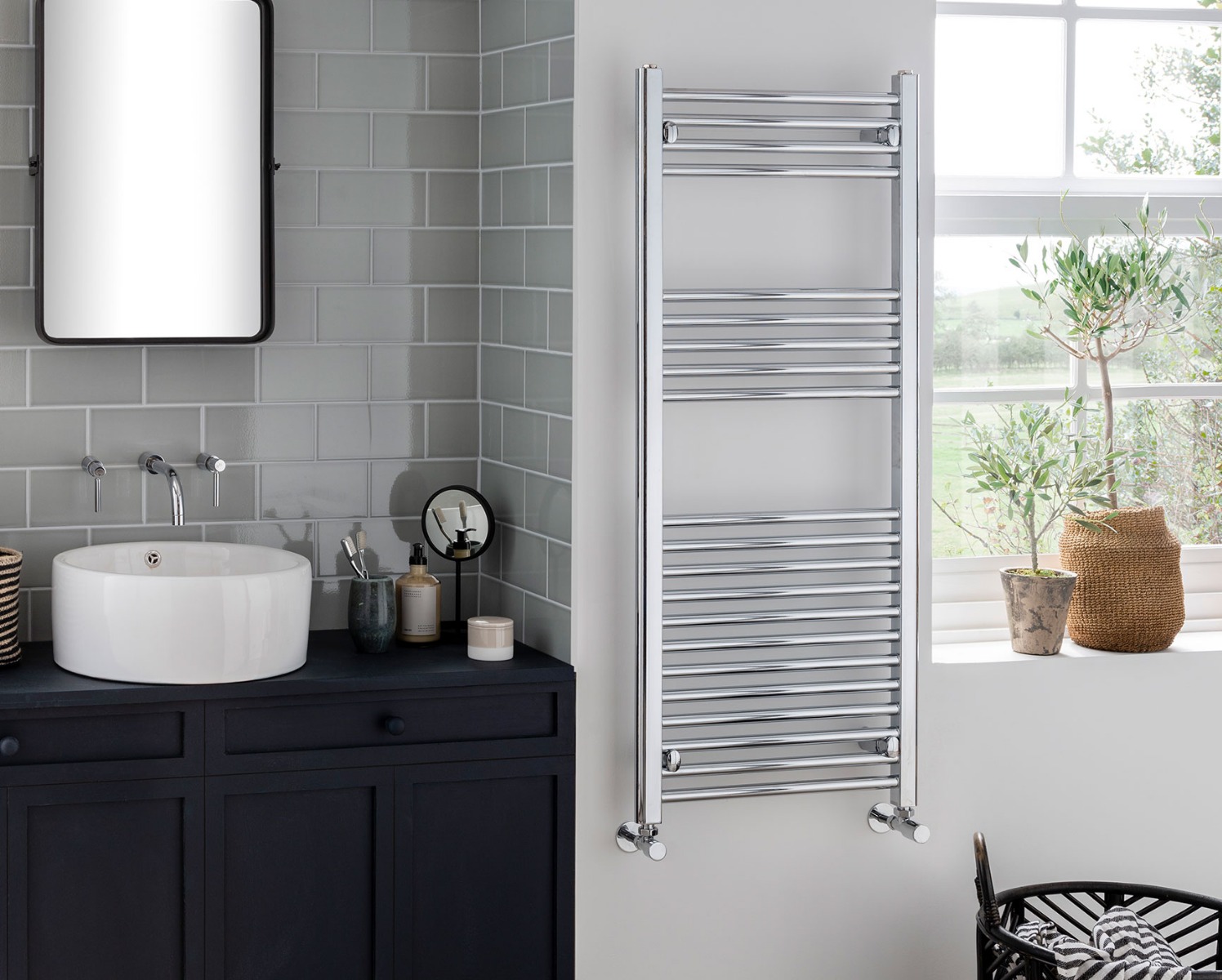 Ladder Rails Axis Electric Only - Chrome 600x600