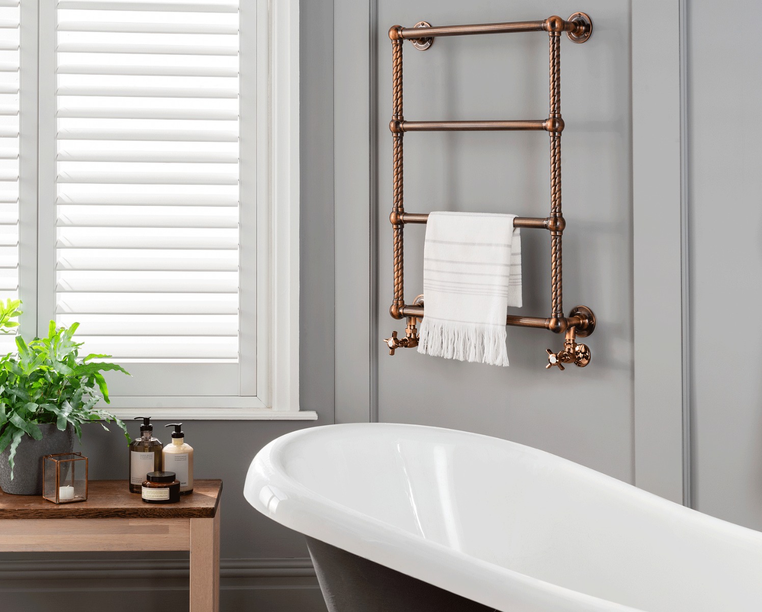 Iv Radiators Traditional Colonnade Iv Electric Only - Chrome 775x575Electric Towel ...