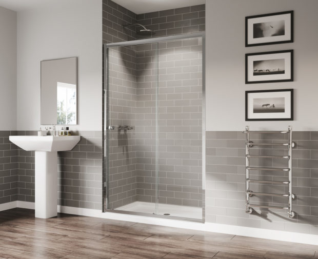 GB 5 Sliding Door 1000 X 1800mm Chrome