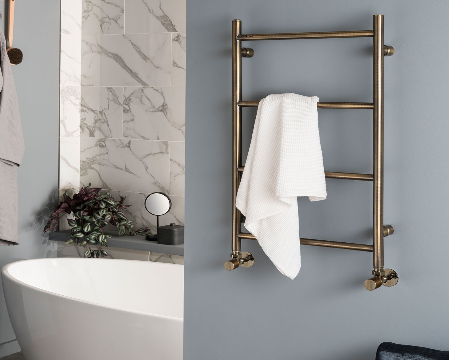 Contemporary Pure Towel Rail Electric Only - Chrome 700x425